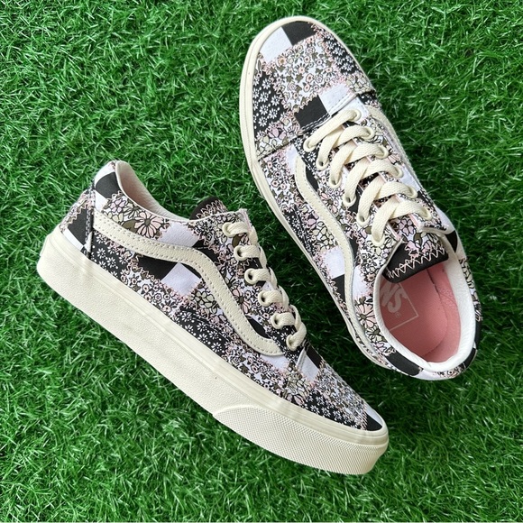 đź’«Vans Old Skool Patchwork Floral SEND OFFERS - Picture 5 of 8